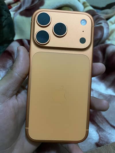 iPhone 17 Pro Cosmic Orange