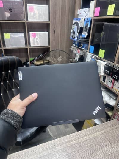 Lenovo ThinkPad X13 Gen 4 | Core i5-13 Gen | 16GB 256GB