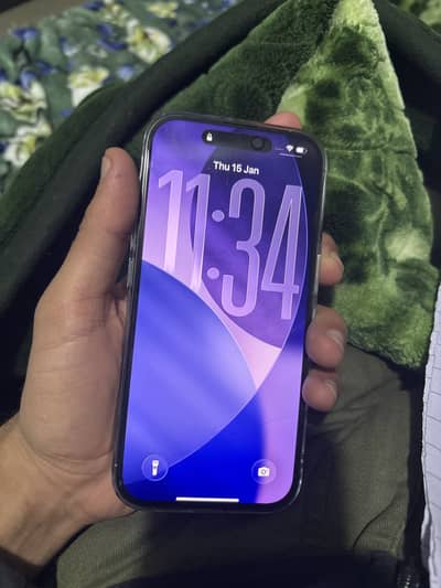 Iphone 16 pro (factory unlock)