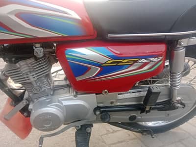 Honda cg 125 , model 2021/22 totally original condition 