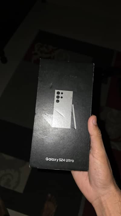 s24 ultra box open