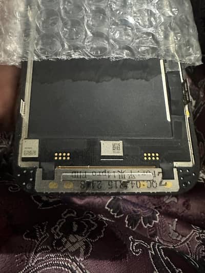 iphone 14 pro local panel