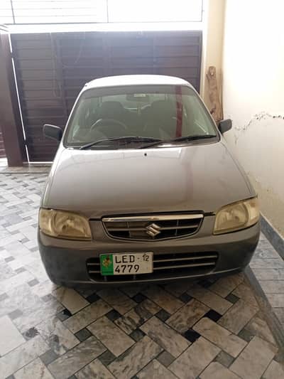 گاڑی کی چھت جینون  ہے سیلوں کی پوری ہے