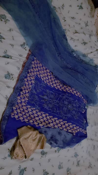 embroidery  3 piece suit