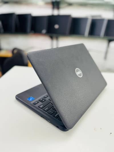 HP laptop chrome book
