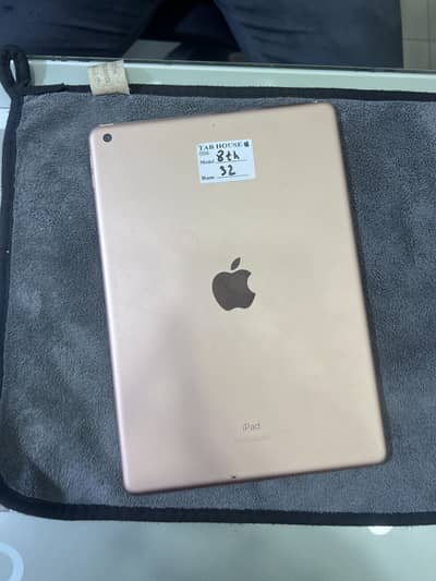 iPad 8th gen 32 gb iCloud bypass