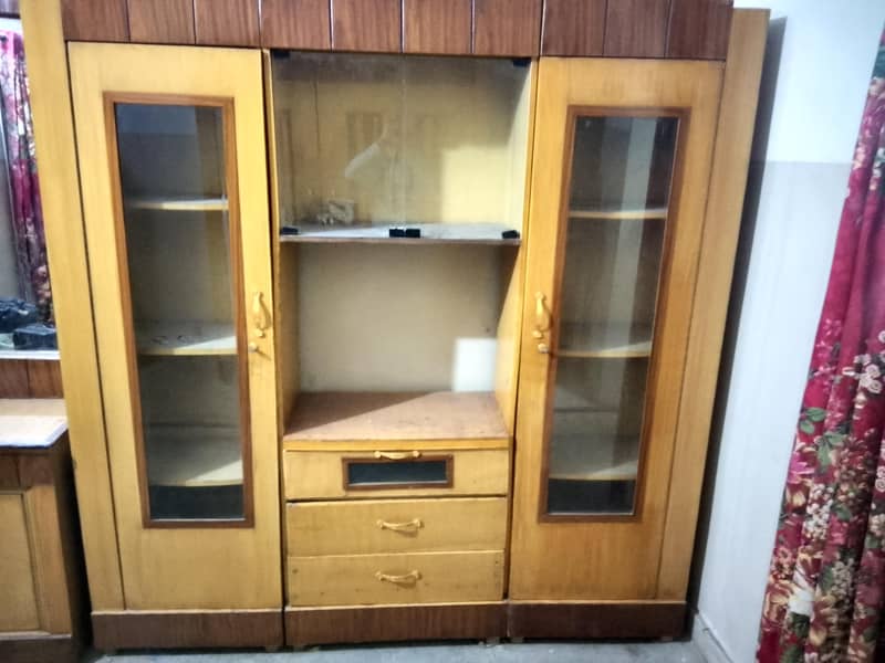 Divider & Dressing 0