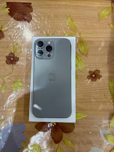 Iphone 16 pro max NON Active 4 months sim time available