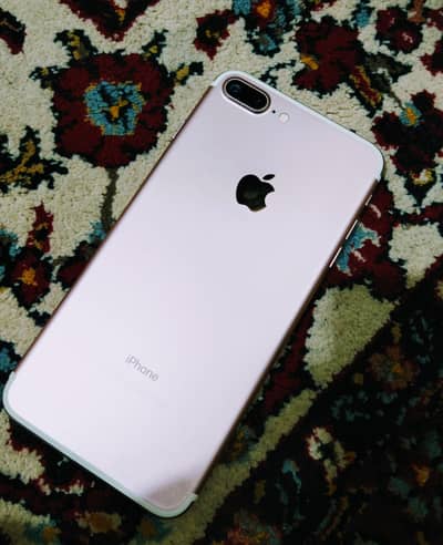 iphone 7 Plus Rose Gold Colour 128Gb