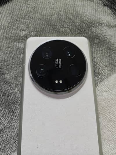 Xiaomi 14 ultra 5g 512gb 16gb ram pta approved