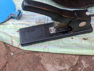 Heavy Duty Stapller