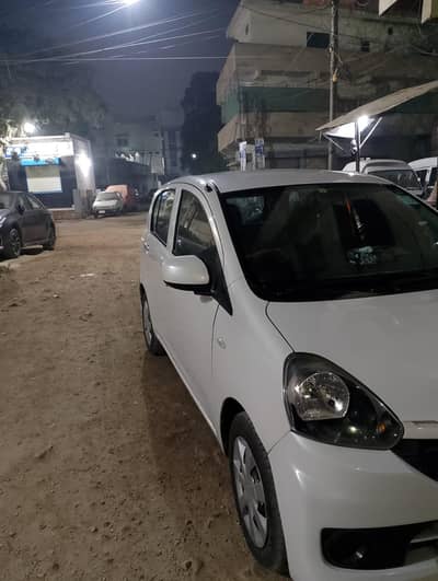 Daihatsu mira 1st owner pearl white 2016/18