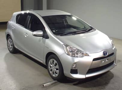 TOYOTA AQUA S PACKAGE