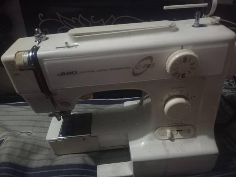 sewing machine 0