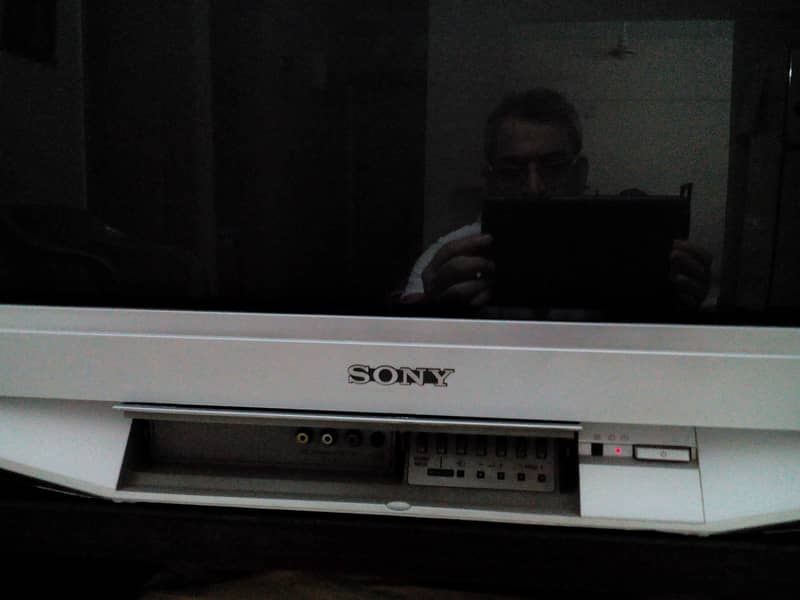 SONY TRINITRON COLOUR TV 29 INCHE (WEGA KV-SZ292) - Televisions ...