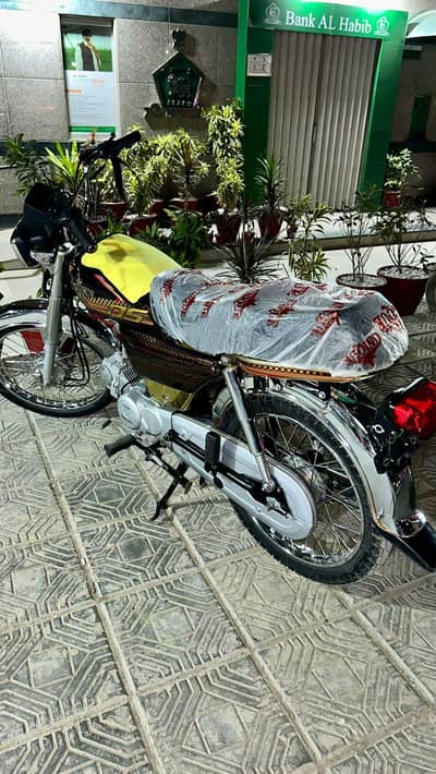 Unique extreme gold 2025