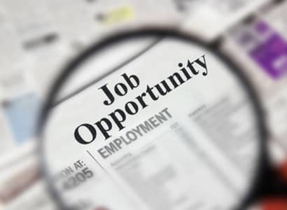 Sales girl job available