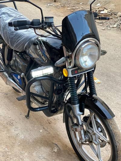 Suzuki GS SE 2019#0/3/1/7/0/0/2/4/6/2/9
