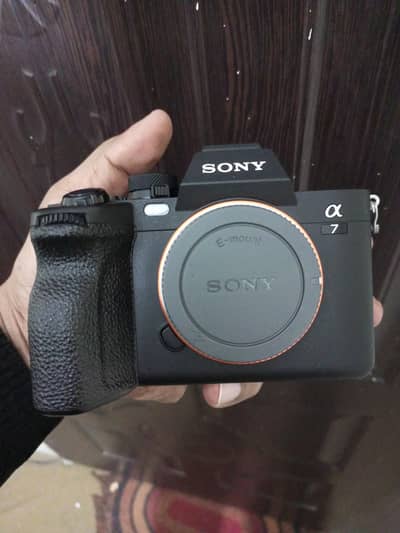 Sony A7IV Full Frame Body Cxndition Like New 10/10