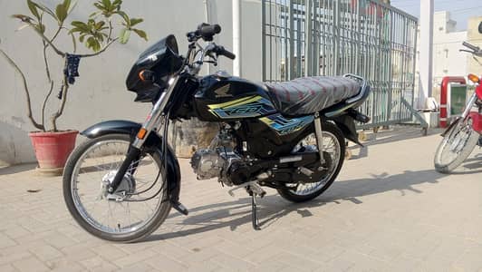 Honda dream 70 cc. 100.125. 150.110. 50.200.