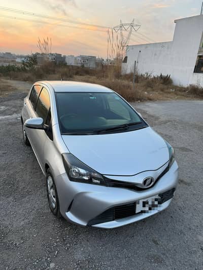 Toyota Vitz 2014