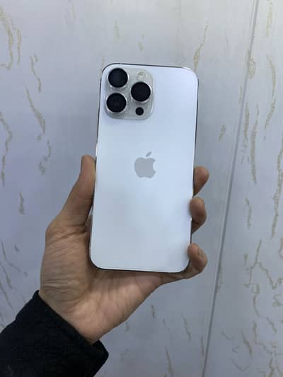 I phone 14 pro Max 128 GB Jv 94% Battery Health 10 by 10