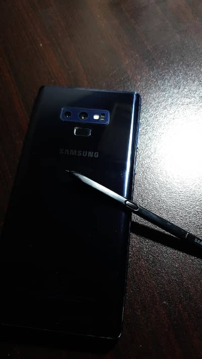 Samsung Galaxy Note 9 (6/128)(battery problem)