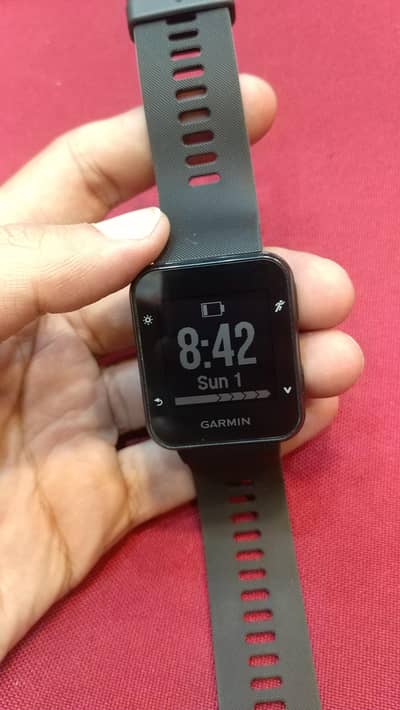 GARMIN FORERUNNER 35J with CHARGER GOOD CONDITION (URGENT SALE)