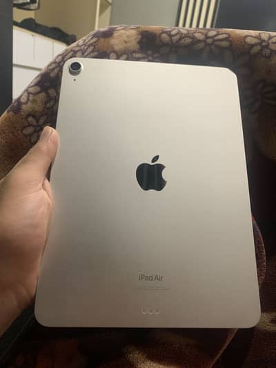 iPad Air M1 (5th generation) 64GB |9.8/10 condition| Box & Accessories