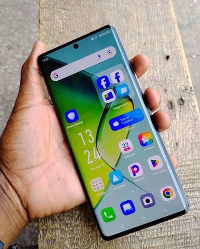 Infinix Hot 50 Pro+ Non-PTA, 8+8/256, AMOLED Edge Display  no fault