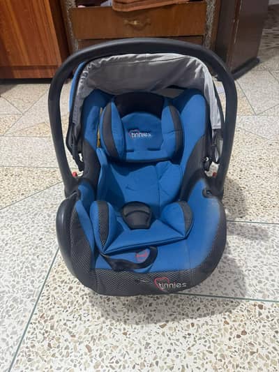 Tinnies BabyCot for sale Excellent condition