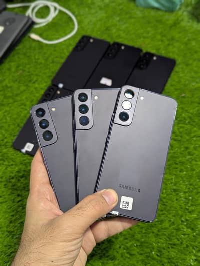 Samsung Galaxy S22 official PTA 256gb