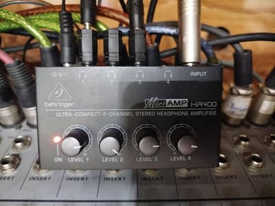 Behringer MicroAMP HA400
