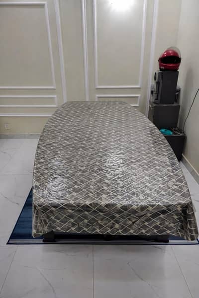 confress table/dining table/office table for urgent sale