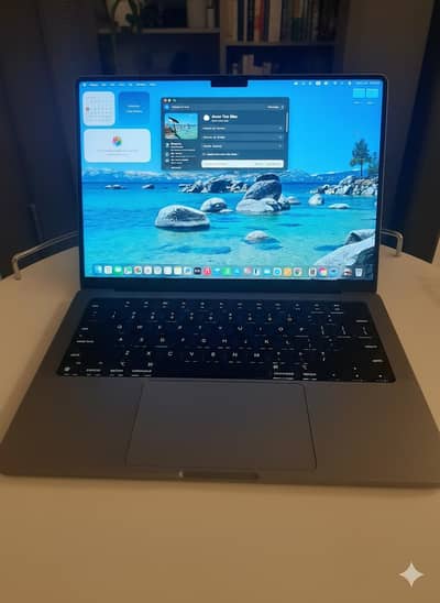 Original Macbook Pro  M3    14-inch /  512GB SSD