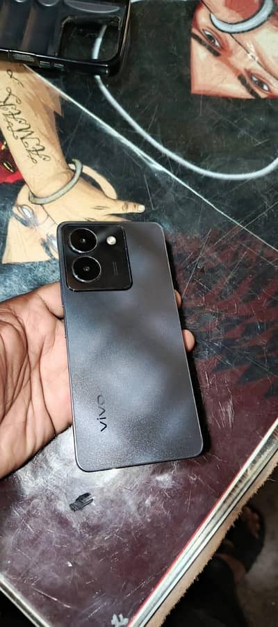 vivo y36 8/128   10/10 condition