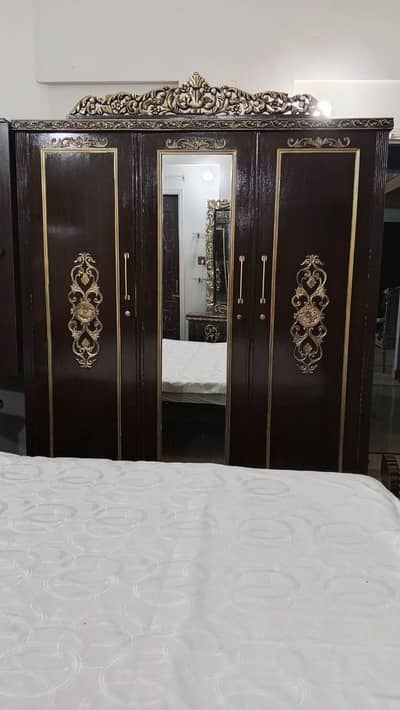Royal bed set for sell
