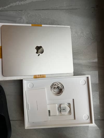 Macbook M4 air
