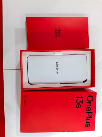 oneplus 13s Brand New 12/512 Official PTA Approved