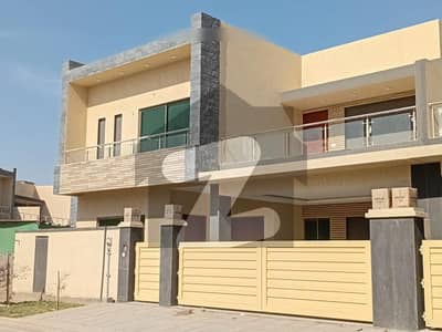 300 SQ YRD HOUSE CHANCE DEAL