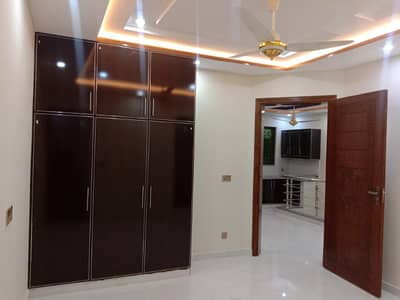 1 Kanal Upper Portion for Rent | 3 Bed Attached | Prime Location