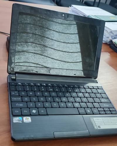 Gateway LT2811U Laptop for sale (on scrap)