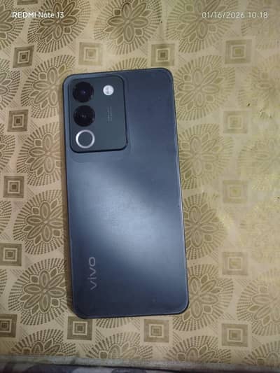 vivo v29e 5G 8+8/256 with complete box