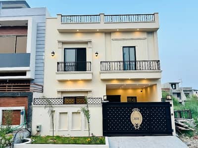 5Marla Single Unit Double Storey House For Rent In F Block