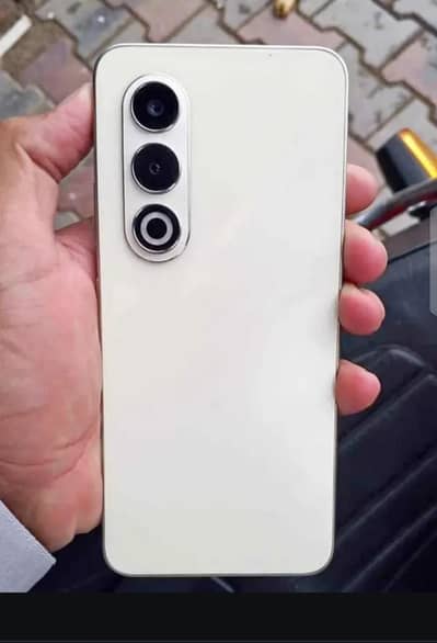 itel s25 6/128 10/10 condition full box 6 month warranty k sath