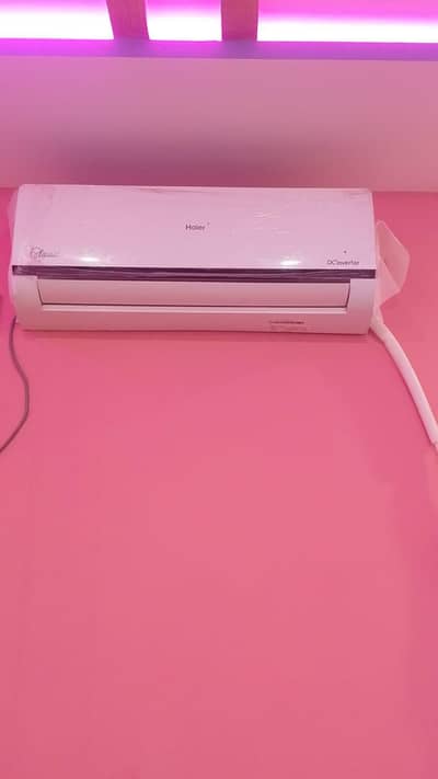 Haier 1.5 ton DC inverter heat and cool