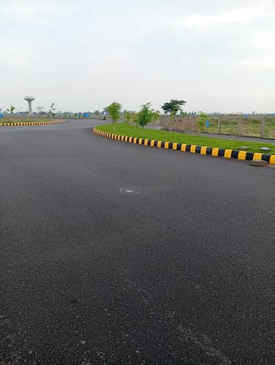 Modern Living Begins Here 1 Kanal 75 Ft Road G Block Plot In LDA City