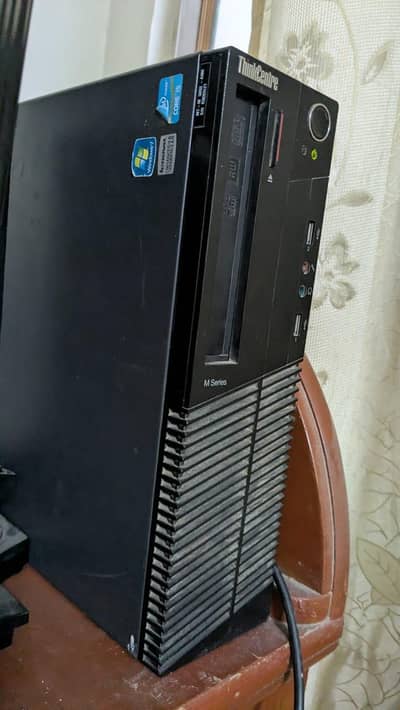 Lenovo Desktop Computer - Core i5 2nd Gen | urgent for sale