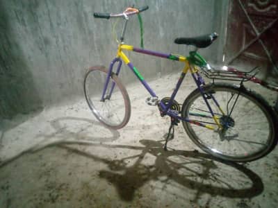 phoenix cycle ha bilkul new condition ha