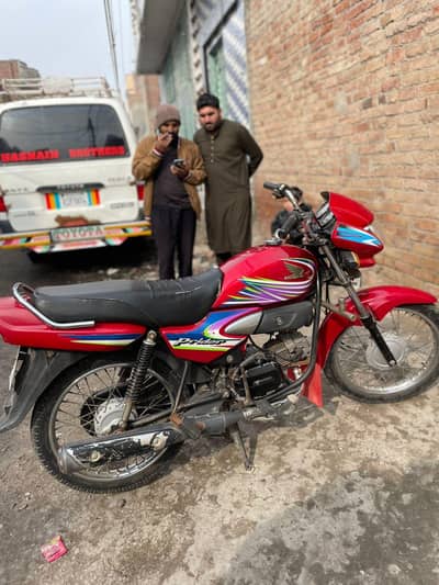 Honda pridor 100 CC